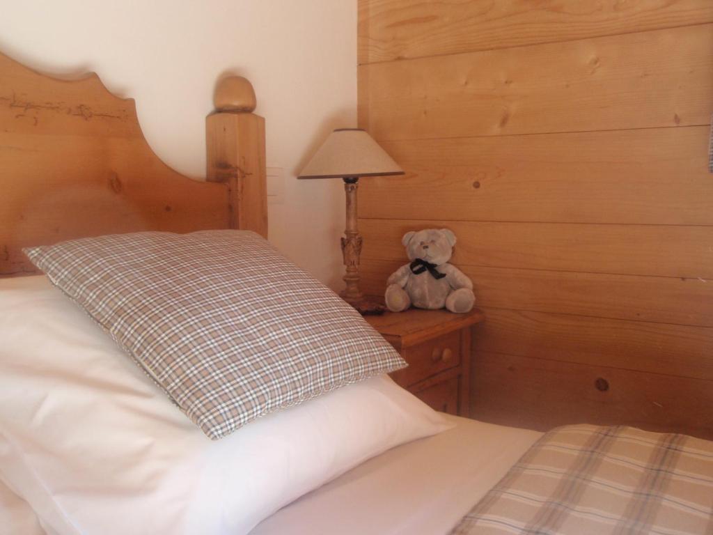 Lou Stalet Au Pays Du Mont Blanc "Charmance" Bed & Breakfast Cordon Room photo